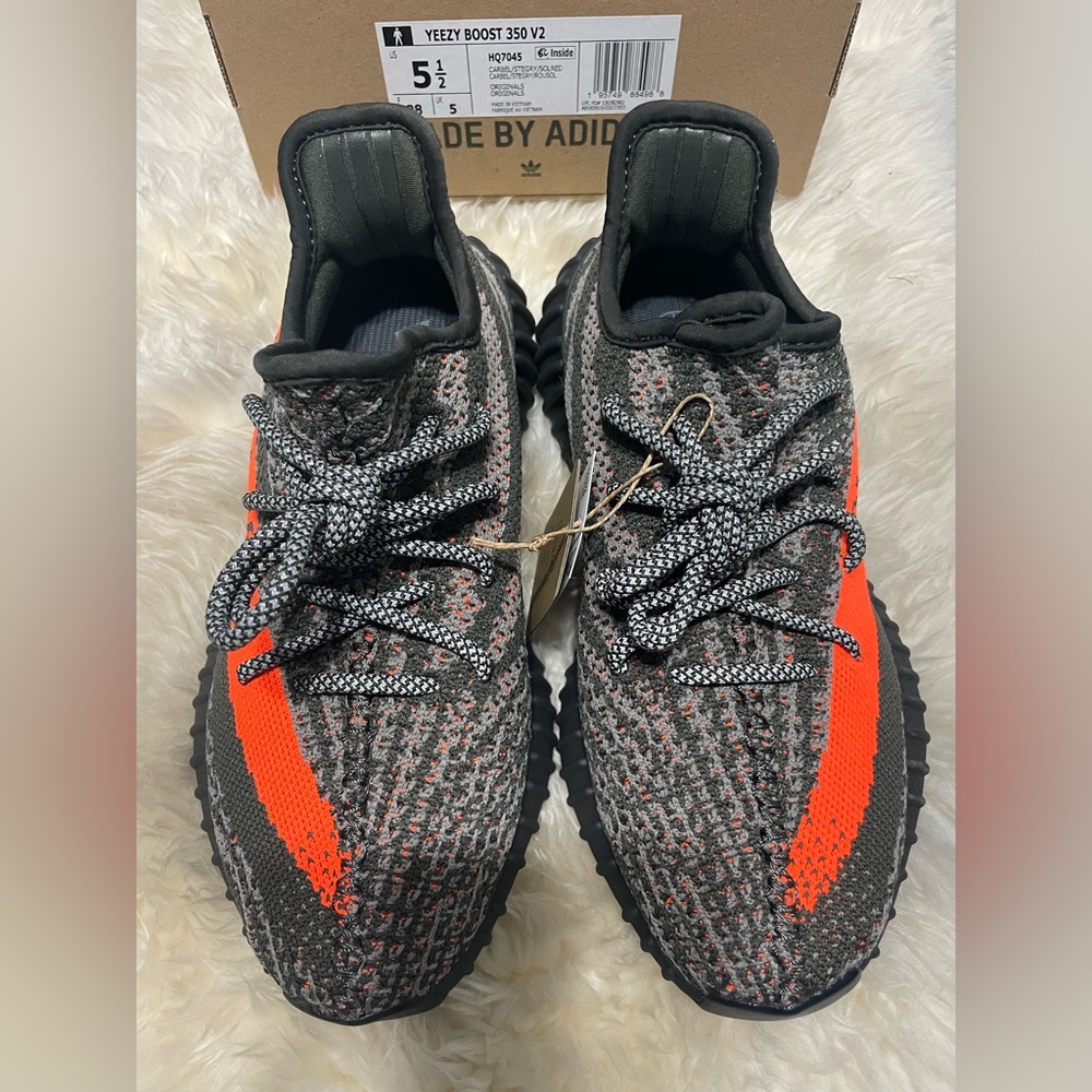 New Authentic Yeezy Boost 350 V2 Carbon Beluga M 5.5 W 6.5 Dark Gray Grey Orange